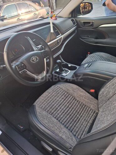 Toyota Highlander 2015, 175,000 km - 2.7 l - Şabran