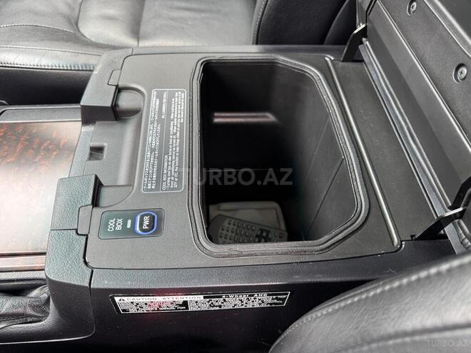 Toyota Land Cruiser 2012, 174,727 km - 4.6 l - Bakı