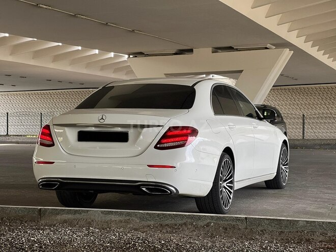 Mercedes E 200 d 2018, 207,000 km - 2.0 l - Bakı