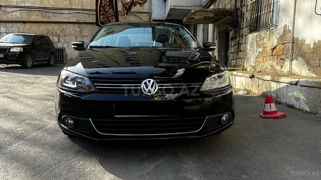 Volkswagen Jetta 2011, 366,930 km - 2.5 l - Bakı