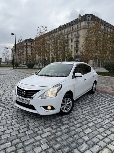 Nissan Sunny 2014, 256,975 km - 1.5 l - Bakı