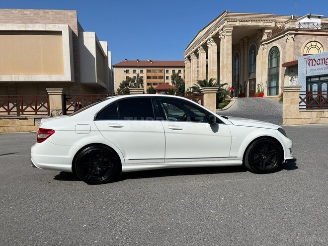 Mercedes C 250 2007, 198,000 km - 2.5 l - Bakı