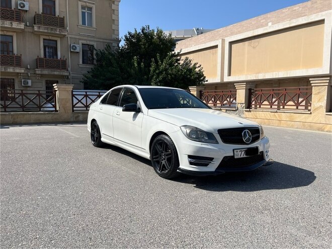 Mercedes C 250 2007, 198,000 km - 2.5 l - Bakı