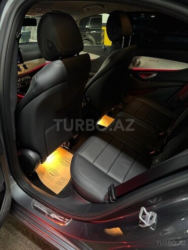 Mercedes E 300 e 2020, 73,000 km - 2.0 l - Bakı