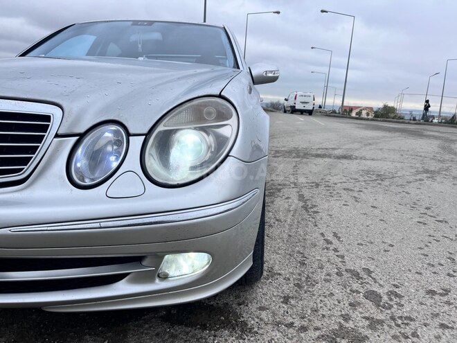Mercedes E 320 2002, 282,813 km - 3.2 l - Bakı