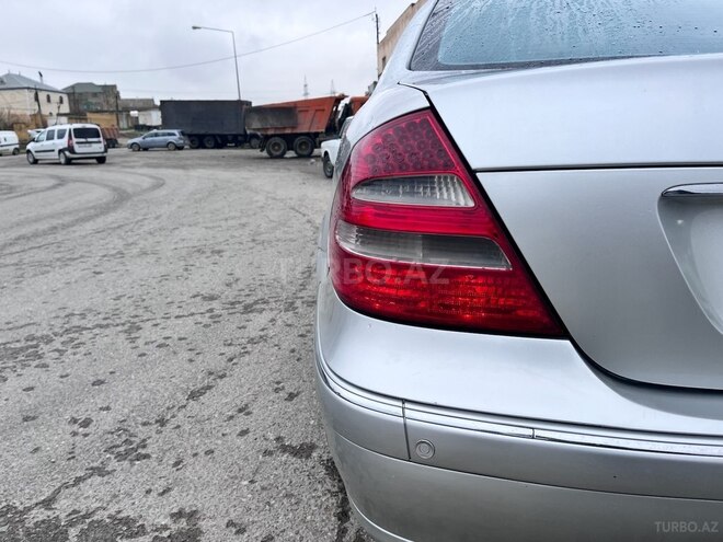 Mercedes E 320 2002, 282,813 km - 3.2 l - Bakı