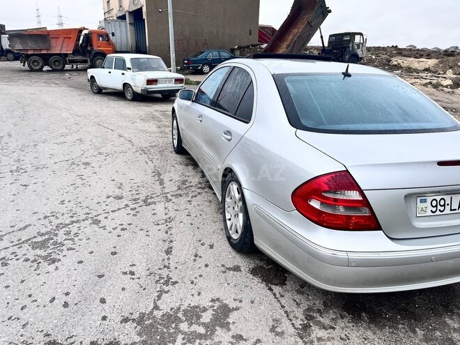 Mercedes E 320 2002, 282,813 km - 3.2 l - Bakı