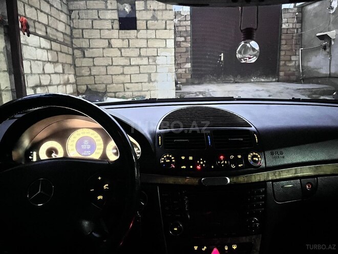 Mercedes E 320 2002, 282,813 km - 3.2 l - Bakı