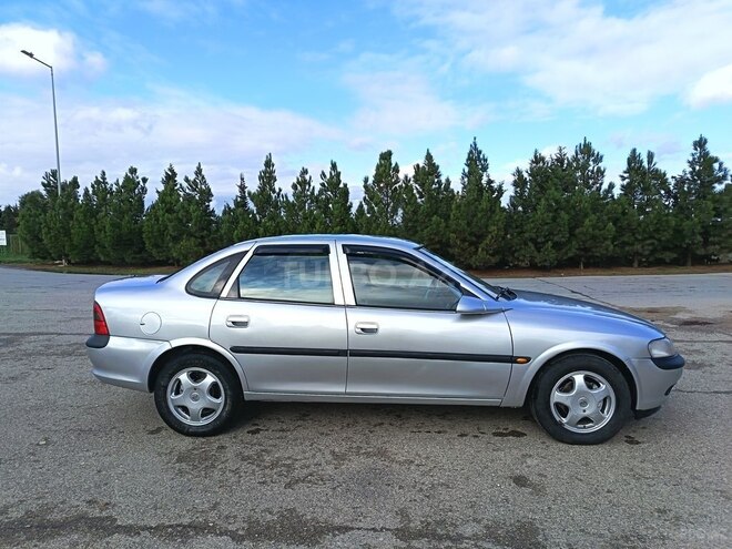 Opel Vectra 1998, 288,545 km - 1.8 l - Bakı