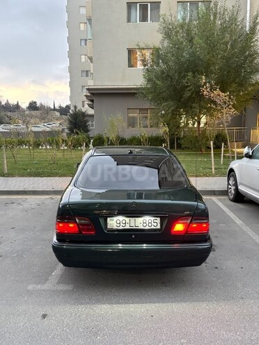 Mercedes E 300 1998, 345,000 km - 3.0 l - Bakı