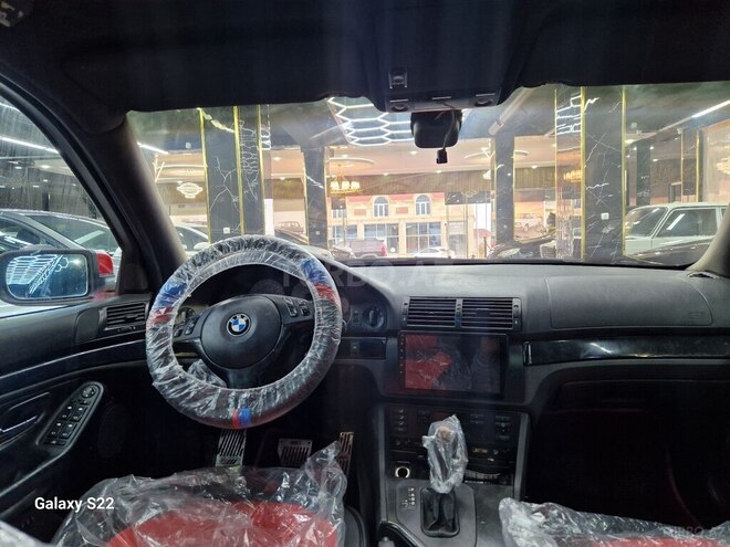 BMW 528-8