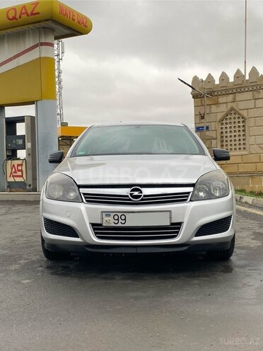 Opel Astra 2009, 275,000 km - 1.4 l - Bakı