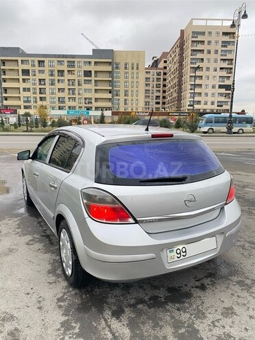 Opel Astra 2009, 275,000 km - 1.4 l - Bakı