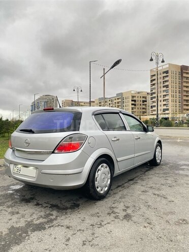Opel Astra 2009, 275,000 km - 1.4 l - Bakı
