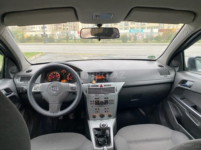 Opel Astra 2009, 275,000 km - 1.4 l - Bakı