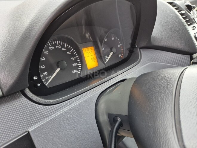 Mercedes Vito-9