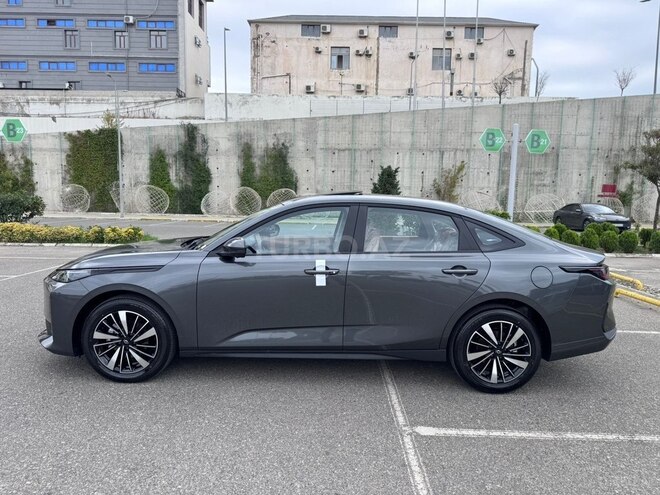 Changan Qiyuan A05 2025, 0 km - 1.5 l - Bakı