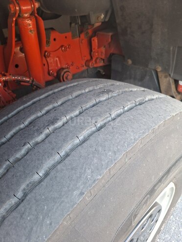 Mercedes Axor 2533-6