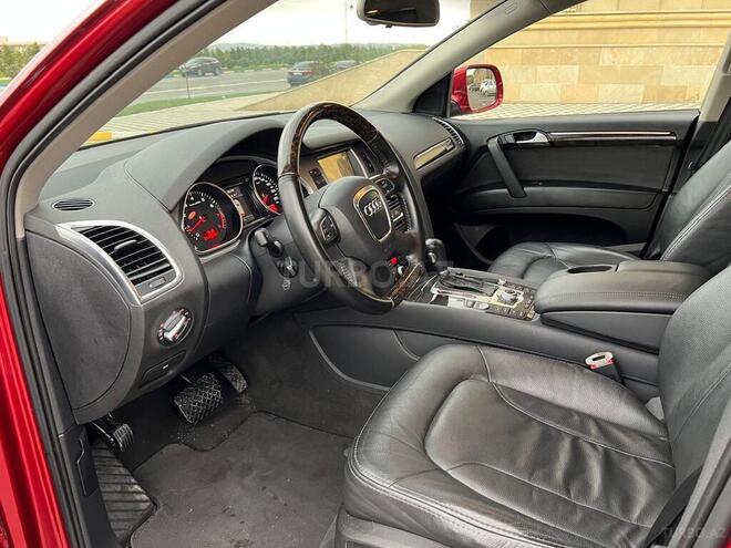 Audi Q7-2