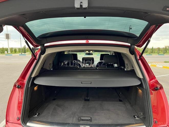 Audi Q7-3