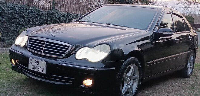 Mercedes C 240 2003, 464,000 km - 2.6 l - Zaqatala