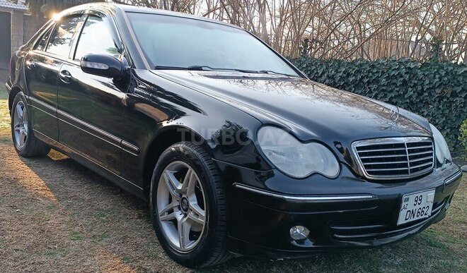 Mercedes C 240 2003, 464,000 km - 2.6 l - Zaqatala