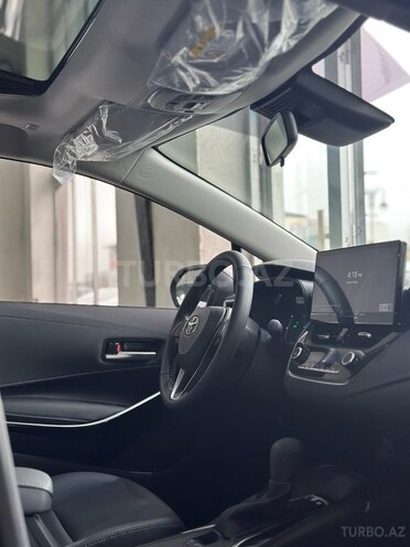 Toyota Corolla-12