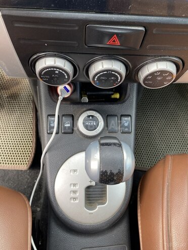 Nissan X-Trail 2010, 267,000 km - 2.5 l - Bakı
