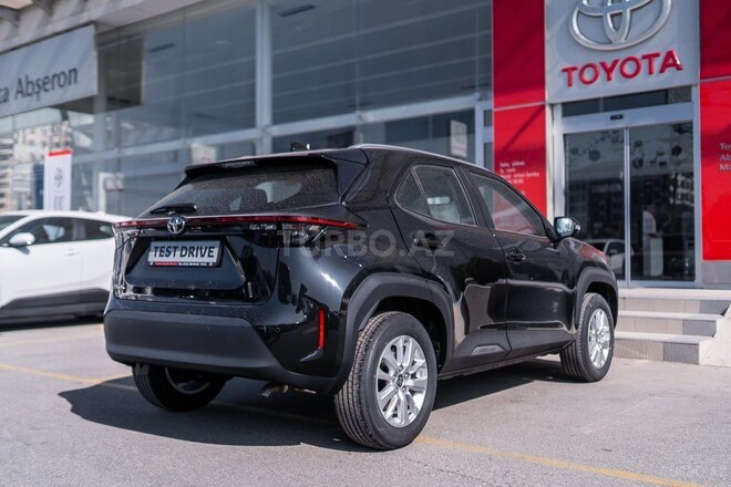 Toyota Yaris Cross-6