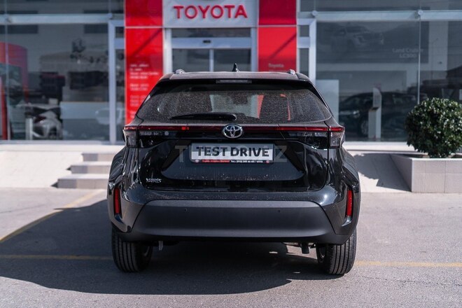 Toyota Yaris Cross-5