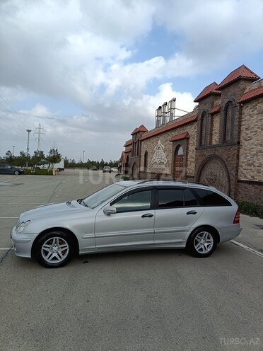 Mercedes C 220 2006, 325,000 km - 2.2 л - Bakı