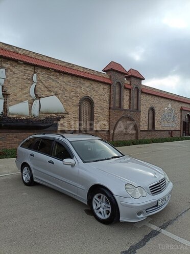 Mercedes C 220 2006, 325,000 km - 2.2 л - Bakı