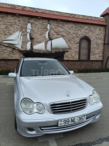 Mercedes C 220 2006, 325,000 km - 2.2 л - Bakı