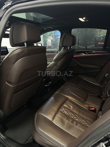 BMW 530e-24