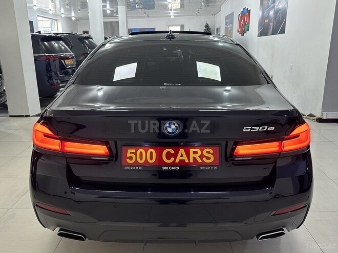 BMW 530e-12