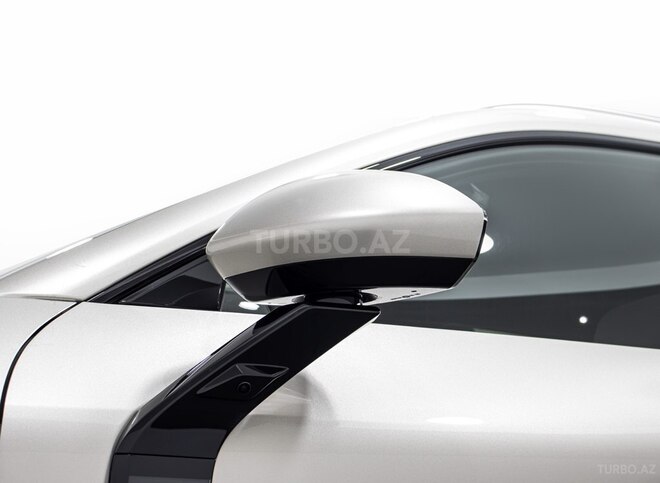 Lynk & Co 08-8