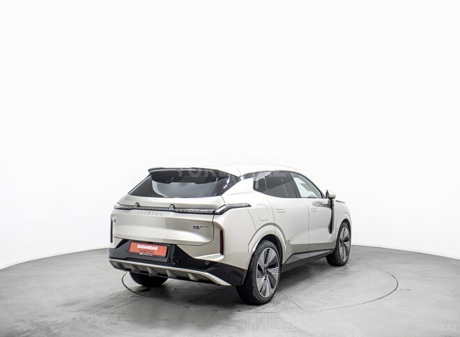 Lynk & Co 08-2