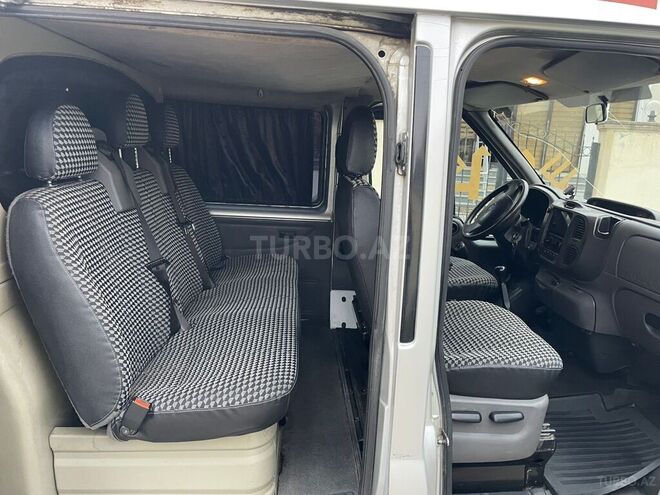 Ford Transit 2001, 300,000 km - 2.0 л - Quba