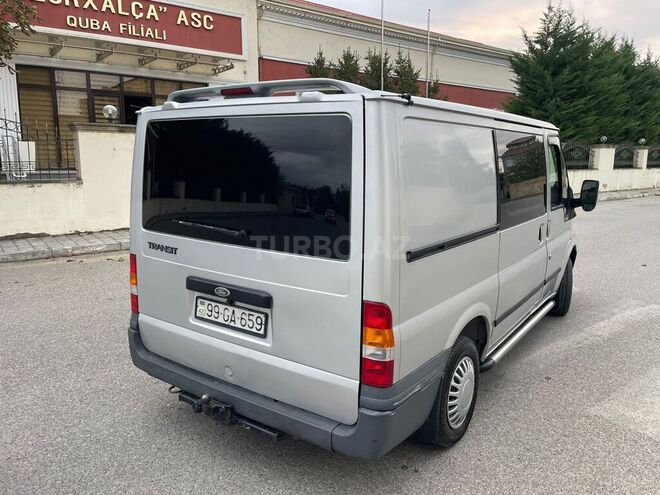 Ford Transit 2001, 300,000 km - 2.0 л - Quba