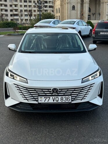 Changan Eado 2025, 0 km - 1.5 л - Bakı