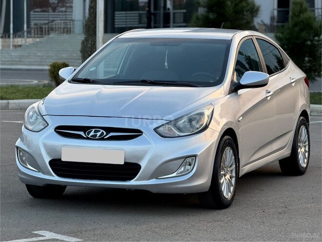 Hyundai Accent 2013, 165,000 km - 1.6 l - Gəncə