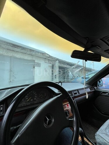 Mercedes E 200 1993, 532,280 km - 2.0 l - Sumqayıt
