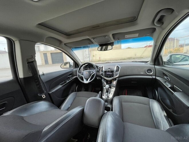 Chevrolet Cruze-6