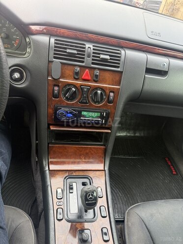 Mercedes E 230 1996, 439,000 km - 2.3 l - Bakı