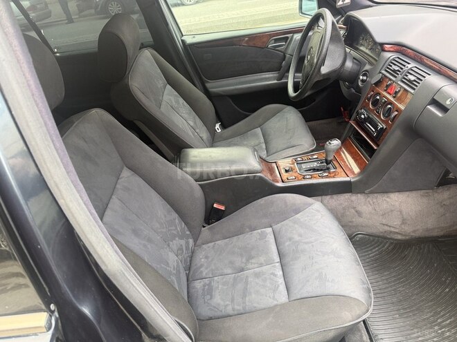 Mercedes E 230 1996, 439,000 km - 2.3 l - Bakı