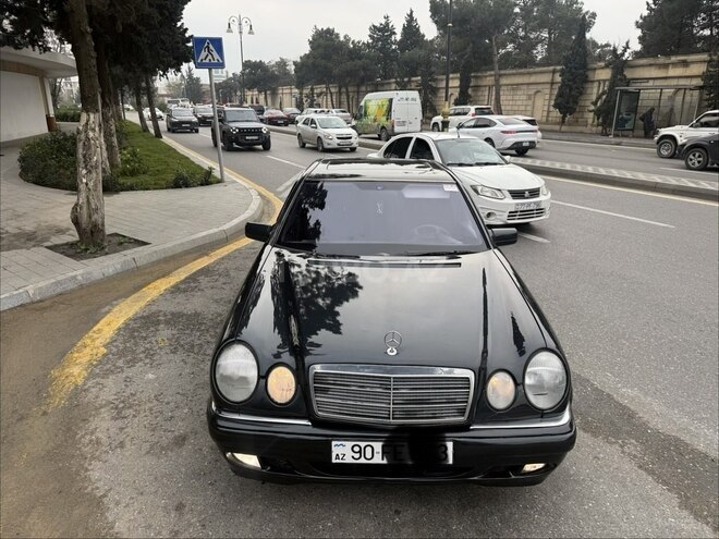 Mercedes E 230 1996, 439,000 km - 2.3 l - Bakı