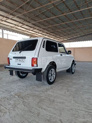 LADA (VAZ) Niva 2024, 25,000 km - 1.7 l - Salyan