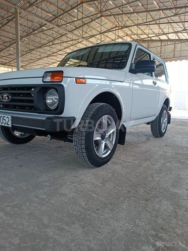LADA (VAZ) Niva 2024, 25,000 km - 1.7 l - Salyan