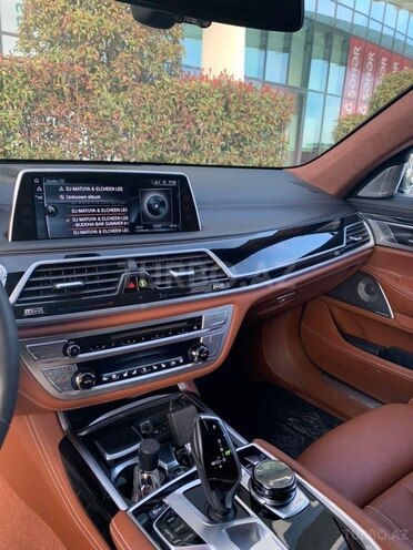 BMW 750 2016, 80,000 km - 4.4 l - Bakı