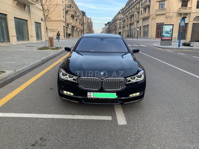 BMW 750 2016, 80,000 km - 4.4 l - Bakı